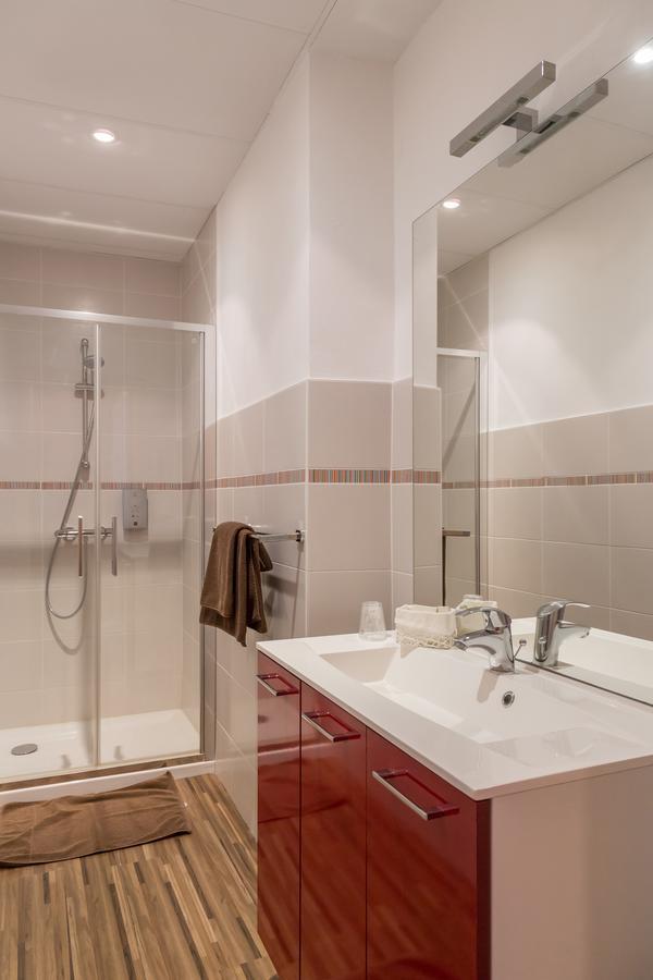 Hotel De La Gare Thouars Εξωτερικό φωτογραφία